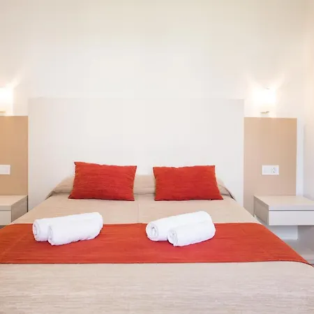 Sagitario Menorca Mar Adults Only מלון דירות 4*