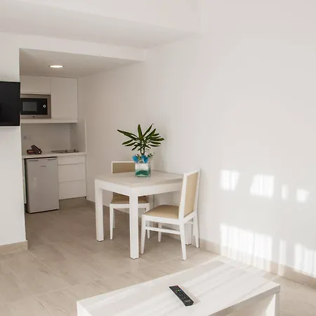 Lägenhetshotell Sagitario Menorca Mar Adults Only Cala'N Bosch (Menorca)