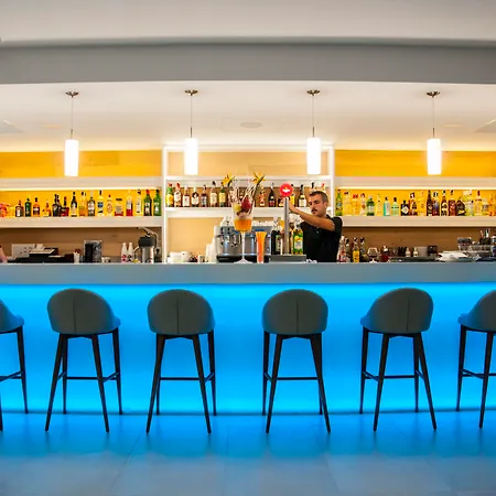 Sagitario Menorca Mar Adults Only Apartmanhotel Cala en Bosch